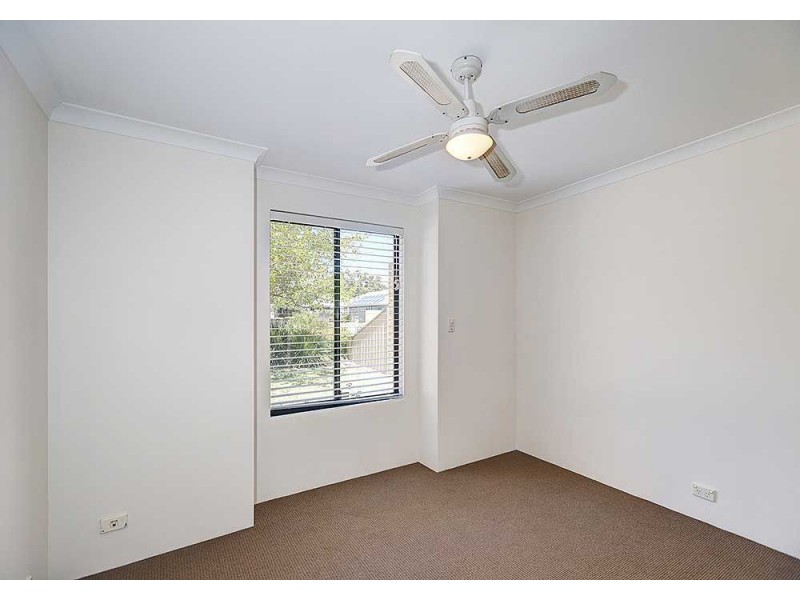 6 Kunzea Close, Maida Vale WA 6057