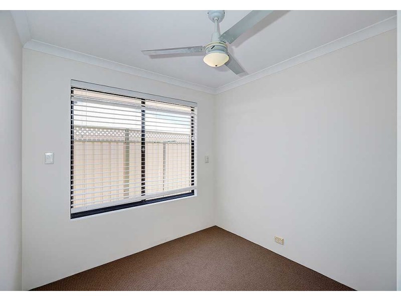 6 Kunzea Close, Maida Vale WA 6057