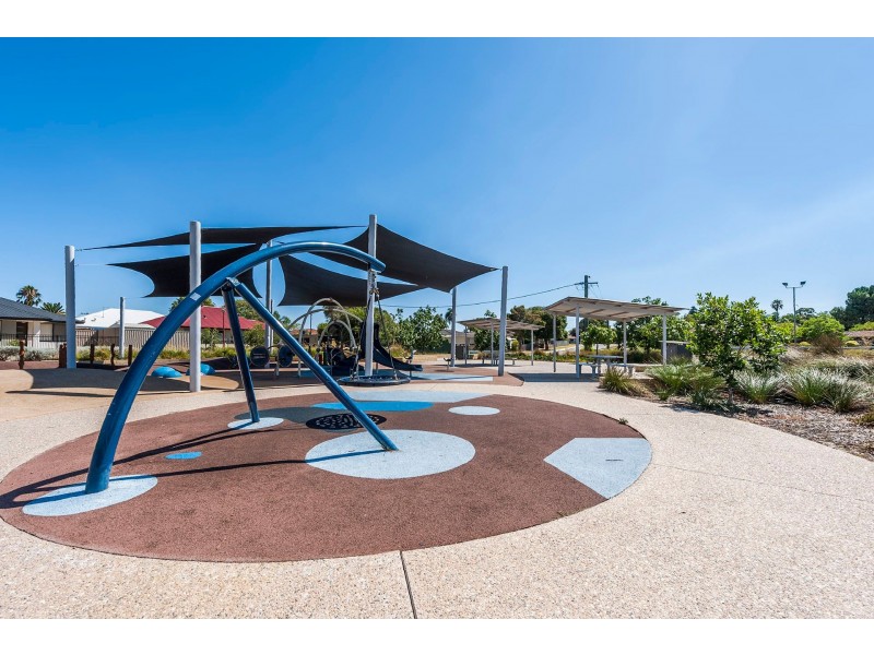 5 Bushmills Road, Beckenham WA 6107