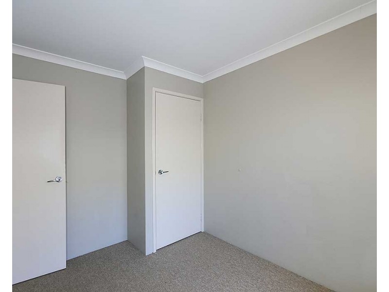 4a Somerset Street, Forrestfield WA 6058