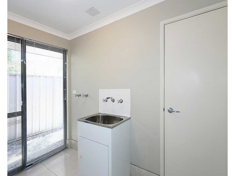 4a Somerset Street, Forrestfield WA 6058