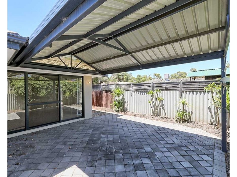 4a Somerset Street, Forrestfield WA 6058