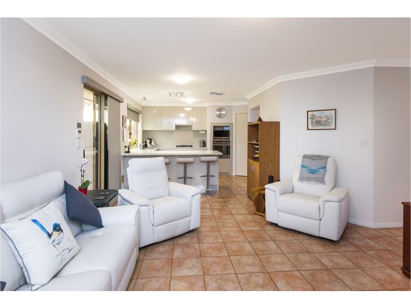 14 Riverview Rise, Wilson WA 6107