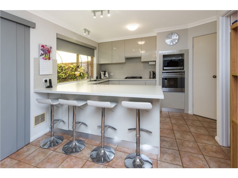 14 Riverview Rise, Wilson WA 6107