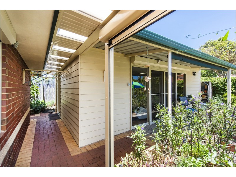 14 Riverview Rise, Wilson WA 6107