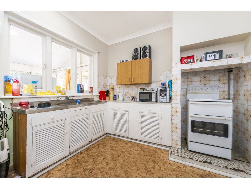 69 Loton Avenue, Midland WA 6056