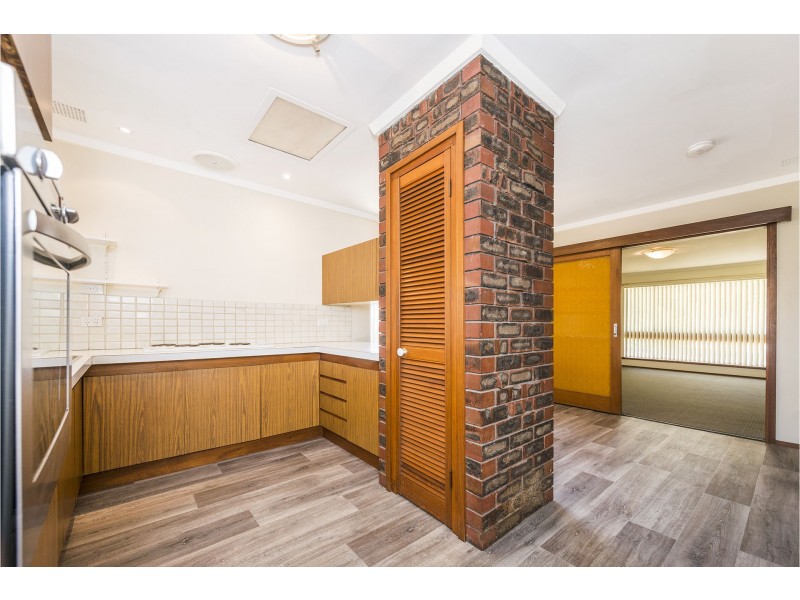 64 Bandalong Way, High Wycombe WA 6057