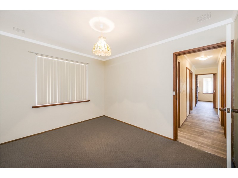 64 Bandalong Way, High Wycombe WA 6057