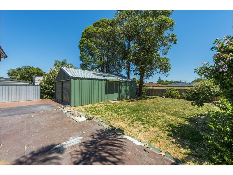 64 Bandalong Way, High Wycombe WA 6057