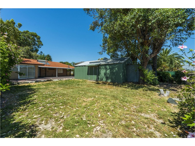 64 Bandalong Way, High Wycombe WA 6057