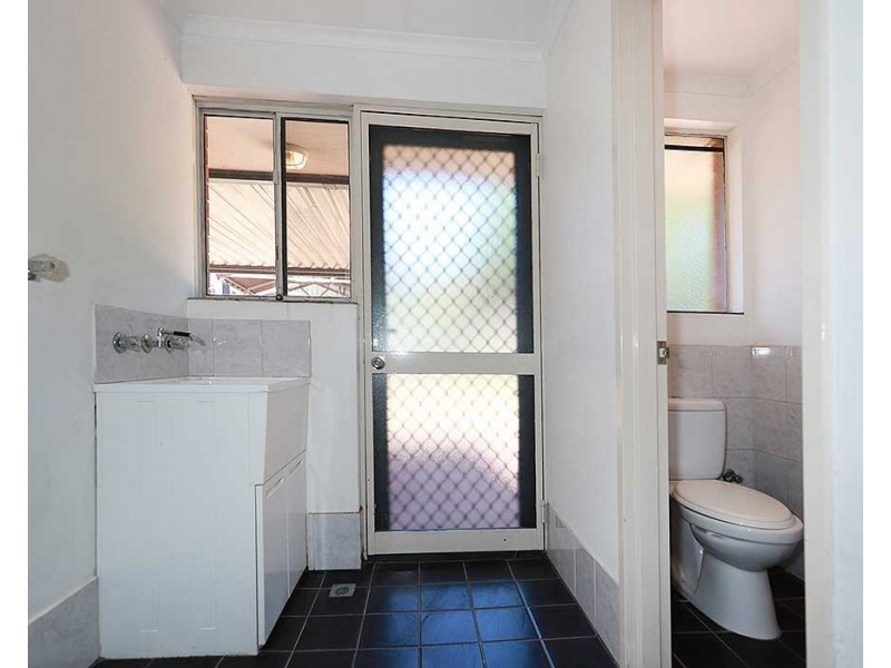 12 Gilmore Place, Forrestfield WA 6058