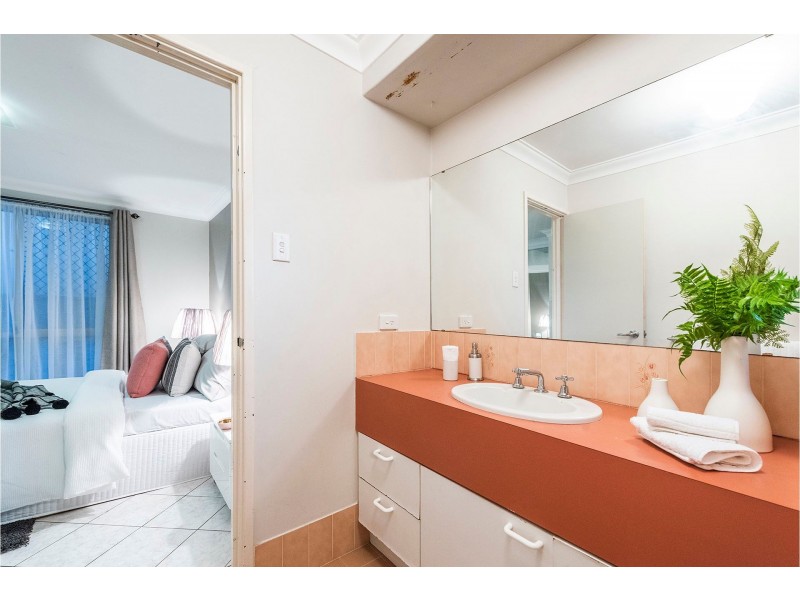 8 Bellbird Court, High Wycombe WA 6057