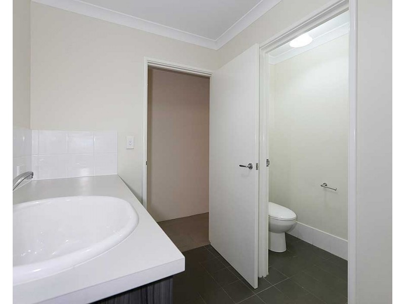 2/6 Jeanhulley Road, High Wycombe WA 6057