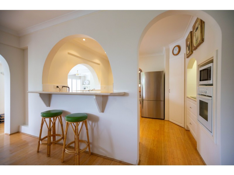 11 Watsonia Road, Gooseberry Hill WA 6076