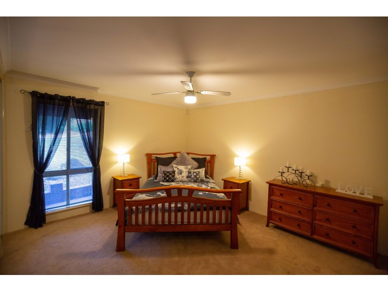 11 Watsonia Road, Gooseberry Hill WA 6076