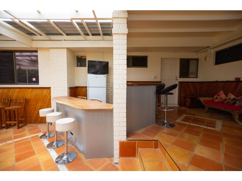 11 Watsonia Road, Gooseberry Hill WA 6076