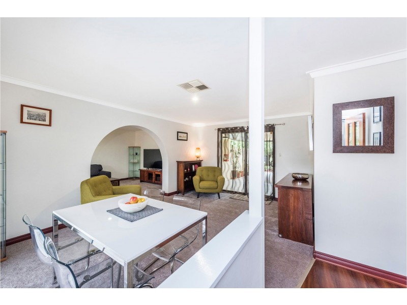 41 Cypress Road, Forrestfield WA 6058