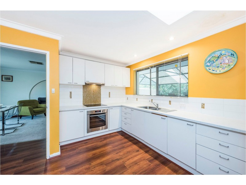 41 Cypress Road, Forrestfield WA 6058