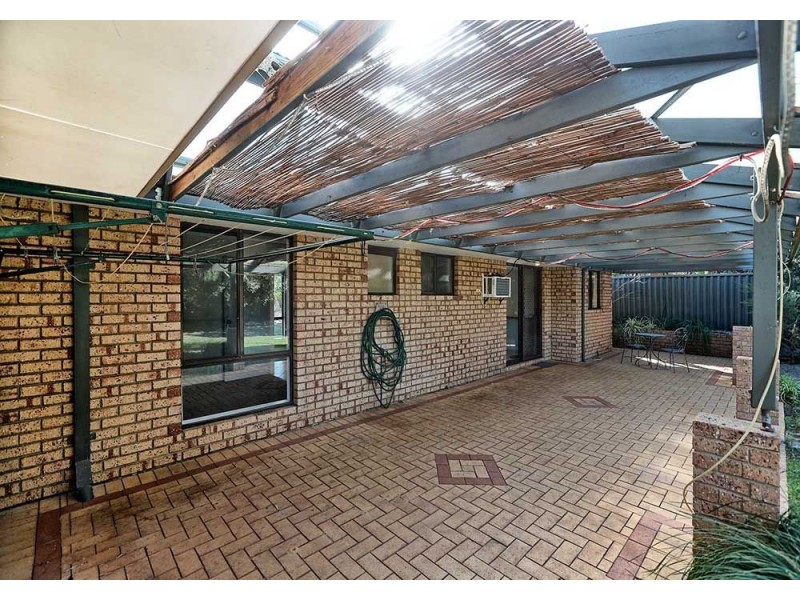 81 Edney Road, High Wycombe WA 6057