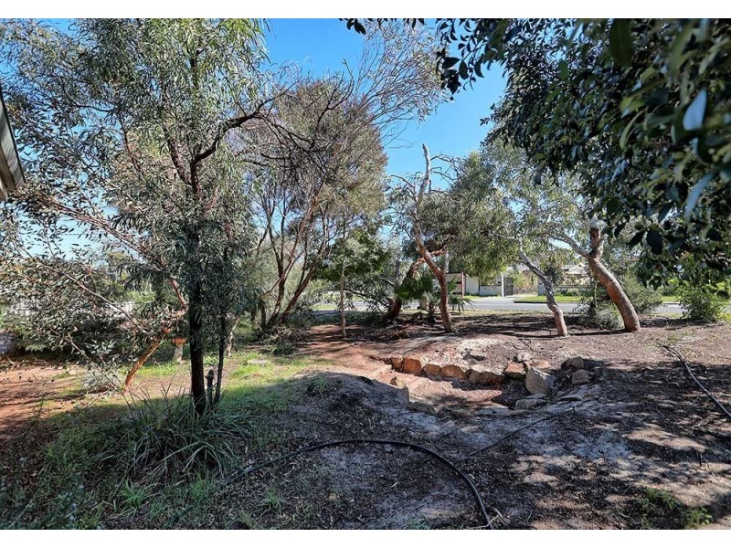 81 Edney Road, High Wycombe WA 6057