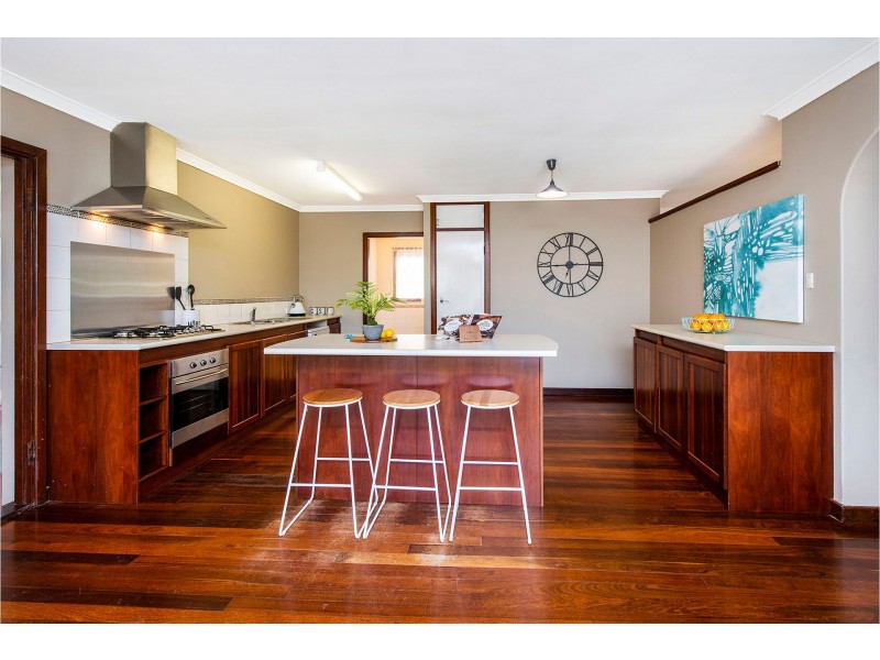 24 Macao Road, High Wycombe WA 6057