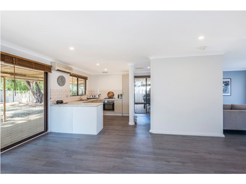 1 Croxdale Crescent, High Wycombe WA 6057