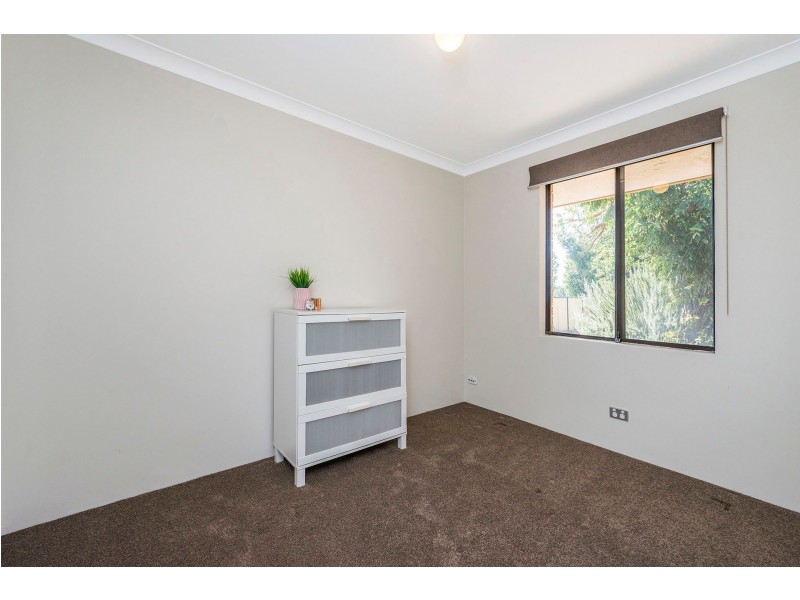 1 Croxdale Crescent, High Wycombe WA 6057