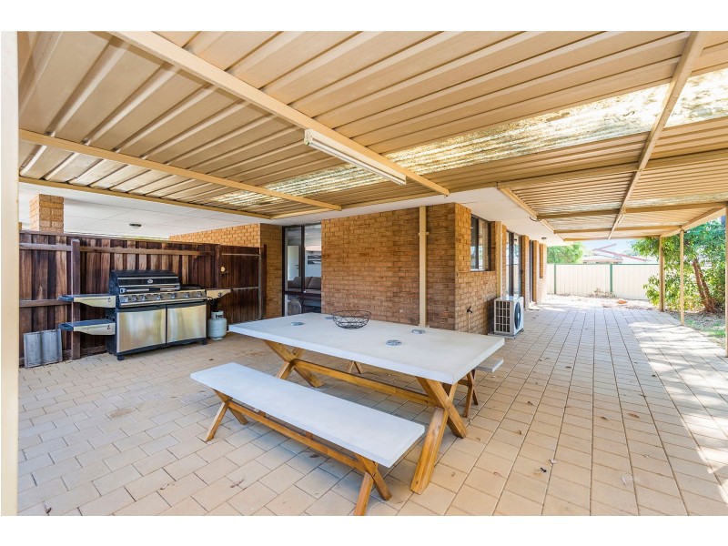 1 Croxdale Crescent, High Wycombe WA 6057