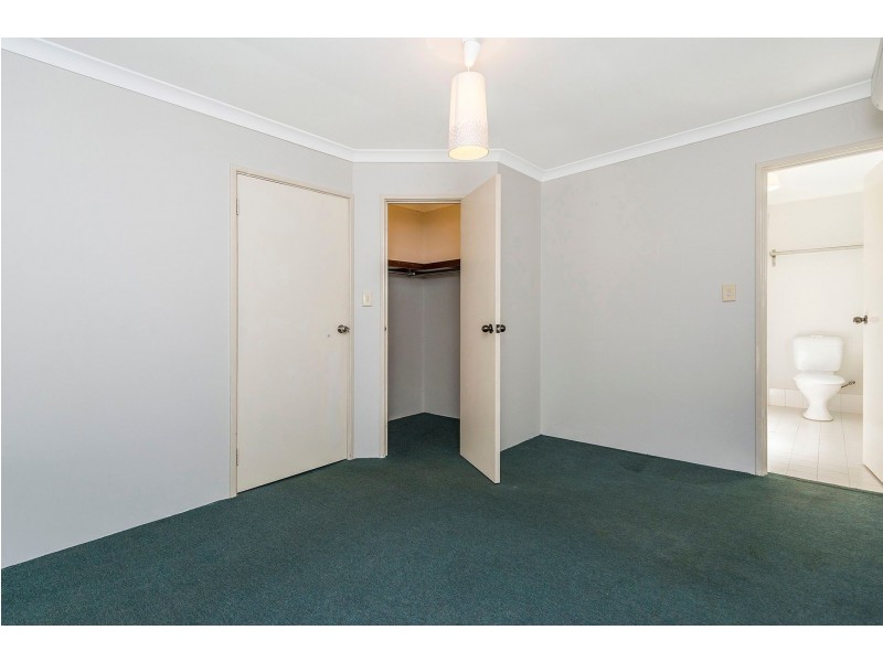 4/28 Wittenoom Road, High Wycombe WA 6057