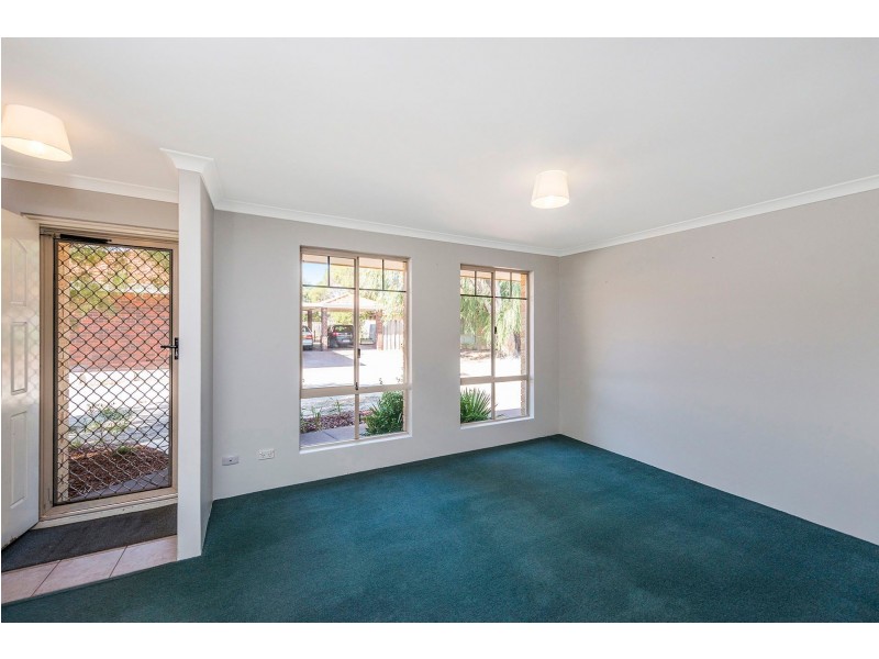 4/28 Wittenoom Road, High Wycombe WA 6057