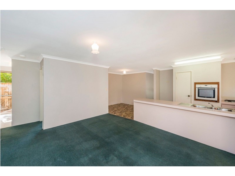 4/28 Wittenoom Road, High Wycombe WA 6057