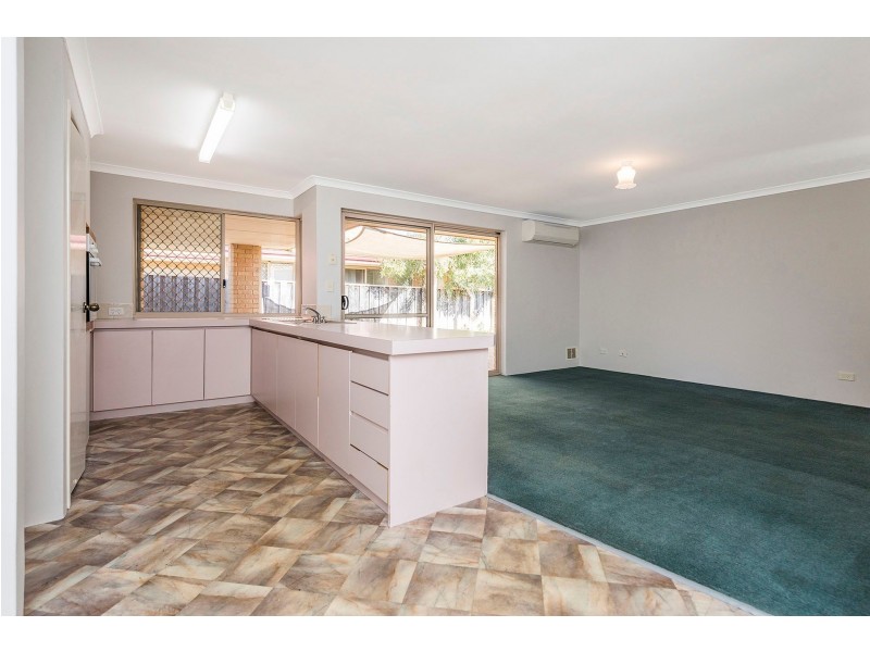 4/28 Wittenoom Road, High Wycombe WA 6057