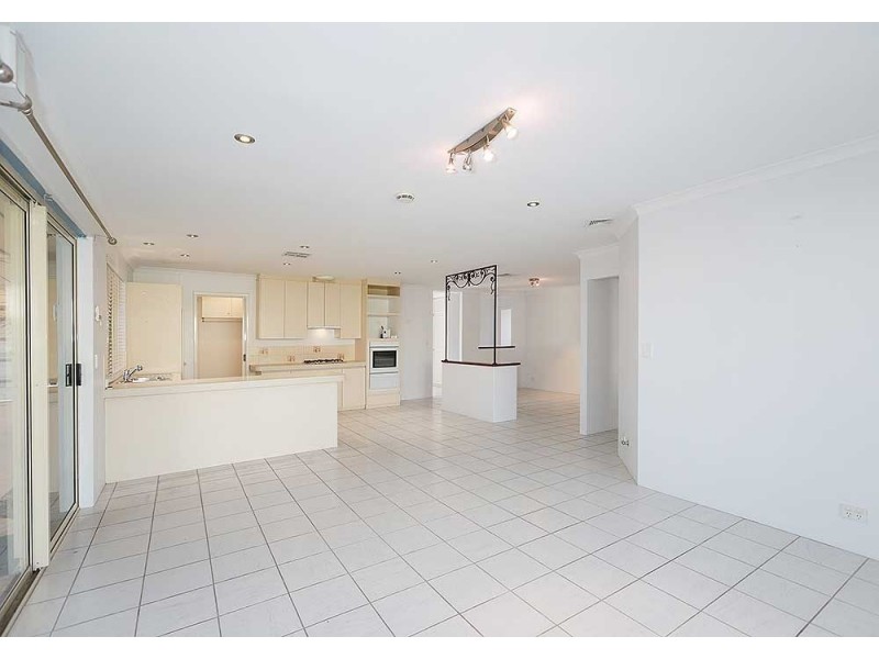 34 Worrell Avenue, High Wycombe WA 6057