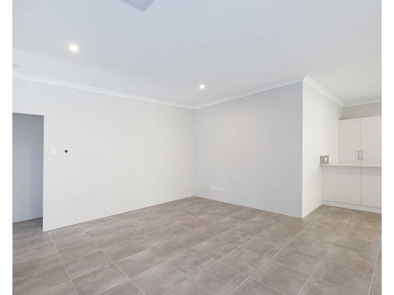 1/23 Tia Avenue, High Wycombe WA 6057