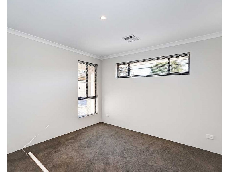 1/23 Tia Avenue, High Wycombe WA 6057