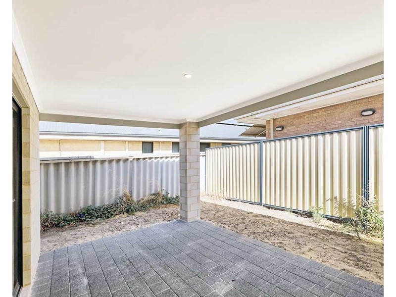 1/23 Tia Avenue, High Wycombe WA 6057