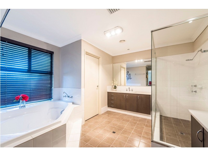 12 Wiroo Way, Byford WA 6122