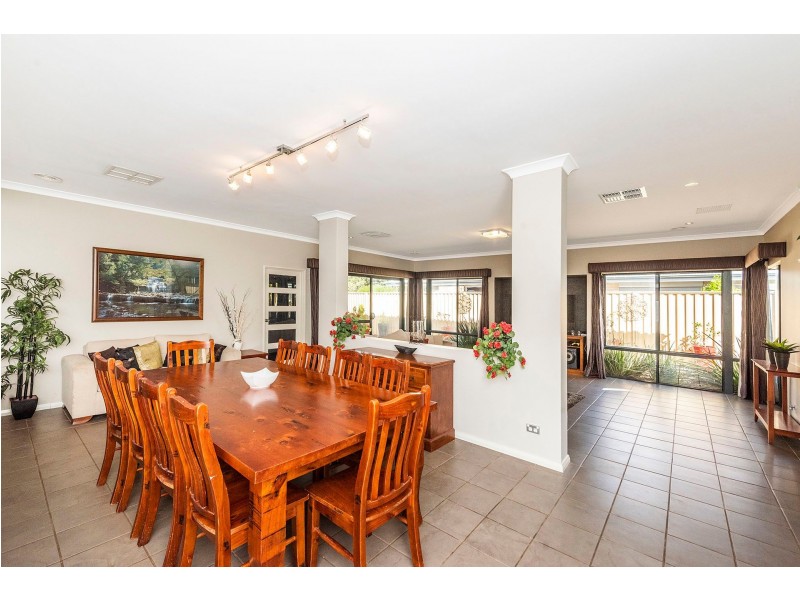 12 Wiroo Way, Byford WA 6122