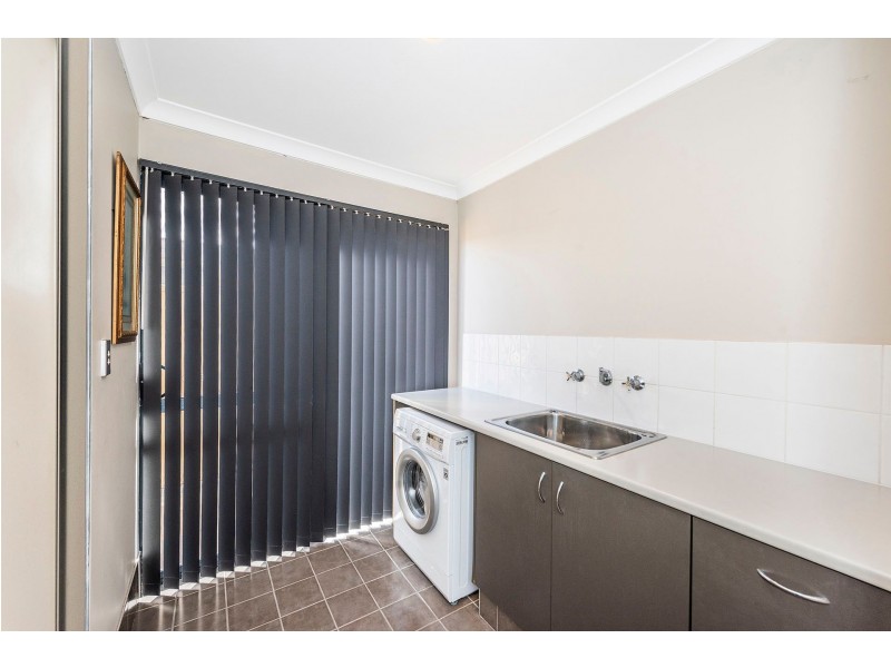 12 Wiroo Way, Byford WA 6122