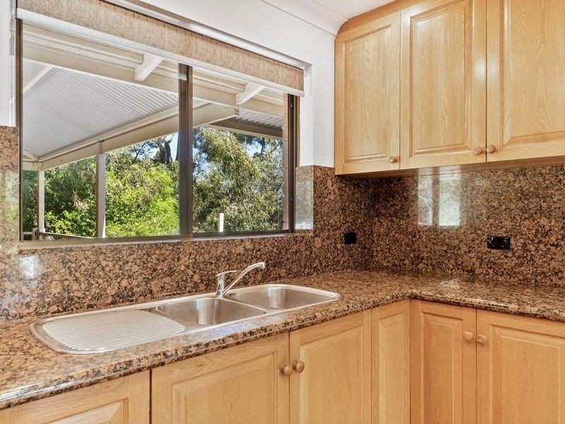 67 Holmes Road, Maida Vale WA 6057
