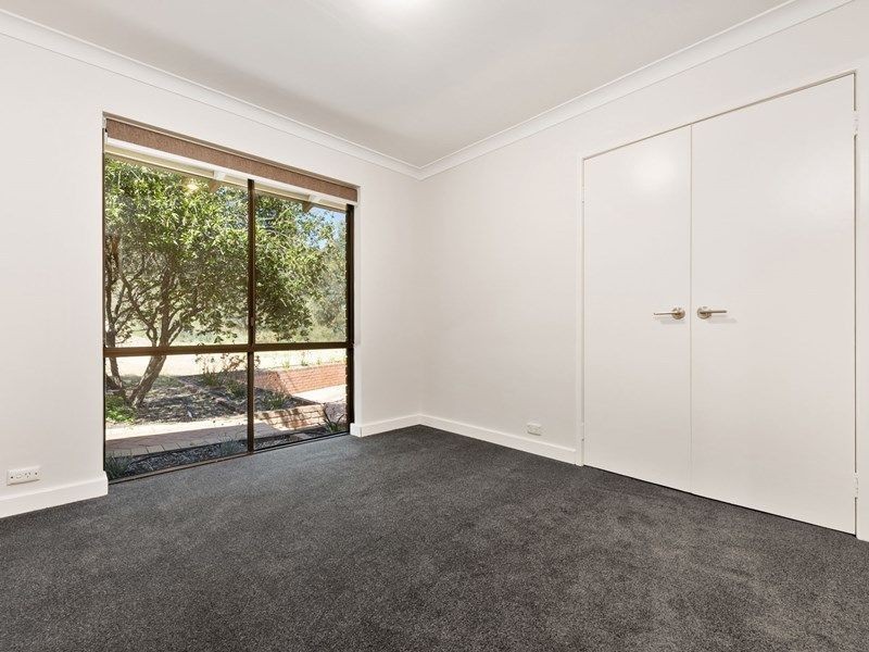 67 Holmes Road, Maida Vale WA 6057