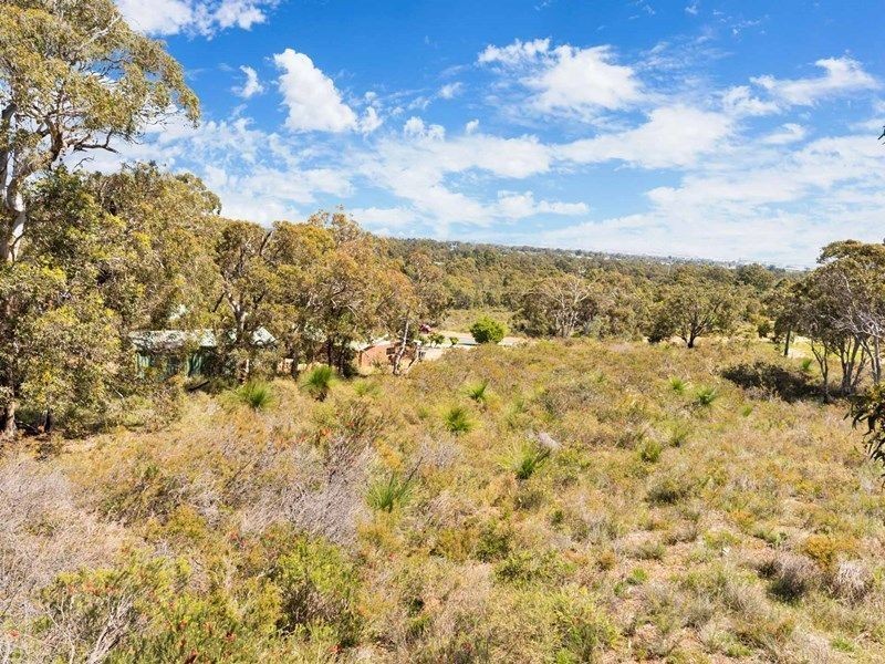 67 Holmes Road, Maida Vale WA 6057