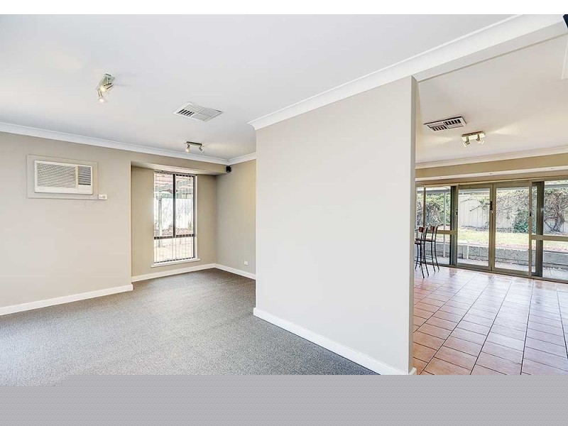 21 Kiandra Way, High Wycombe WA 6057