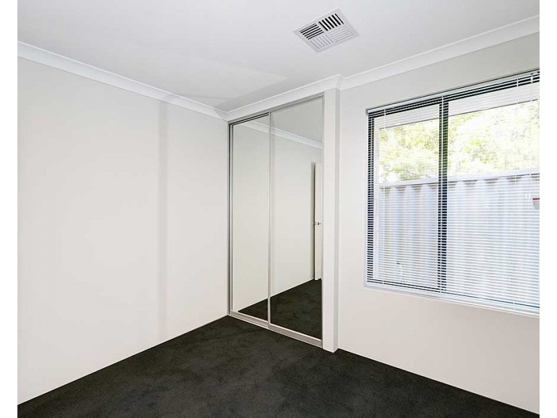 2/23 Tia Avenue, High Wycombe WA 6057