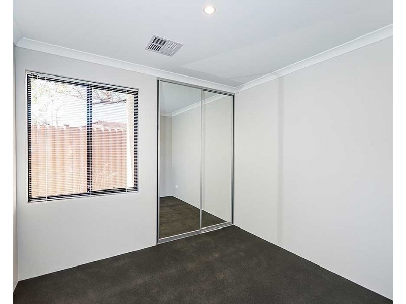 2/23 Tia Avenue, High Wycombe WA 6057