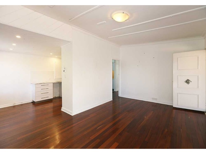 549 Kalamunda Road, High Wycombe WA 6057