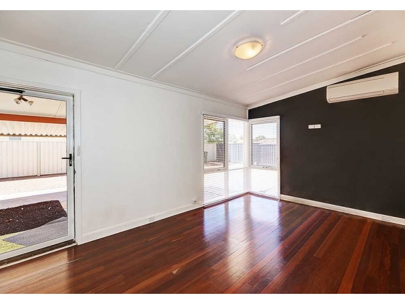 549 Kalamunda Road, High Wycombe WA 6057