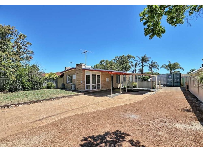 549 Kalamunda Road, High Wycombe WA 6057