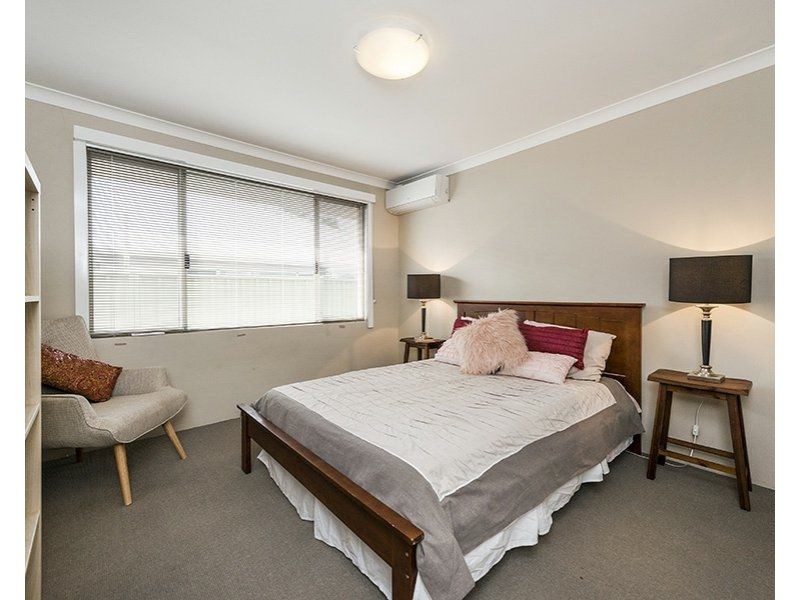 4/456 Kalamunda Road, High Wycombe WA 6057