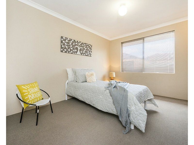 4/456 Kalamunda Road, High Wycombe WA 6057